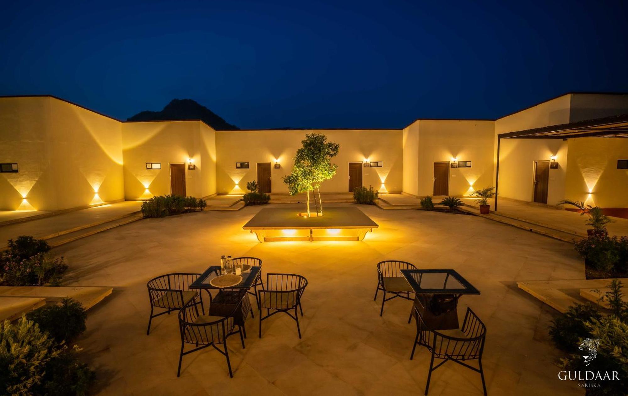 Guldaar Sariska - A Luxury Forest Resort Tehla Екстериор снимка