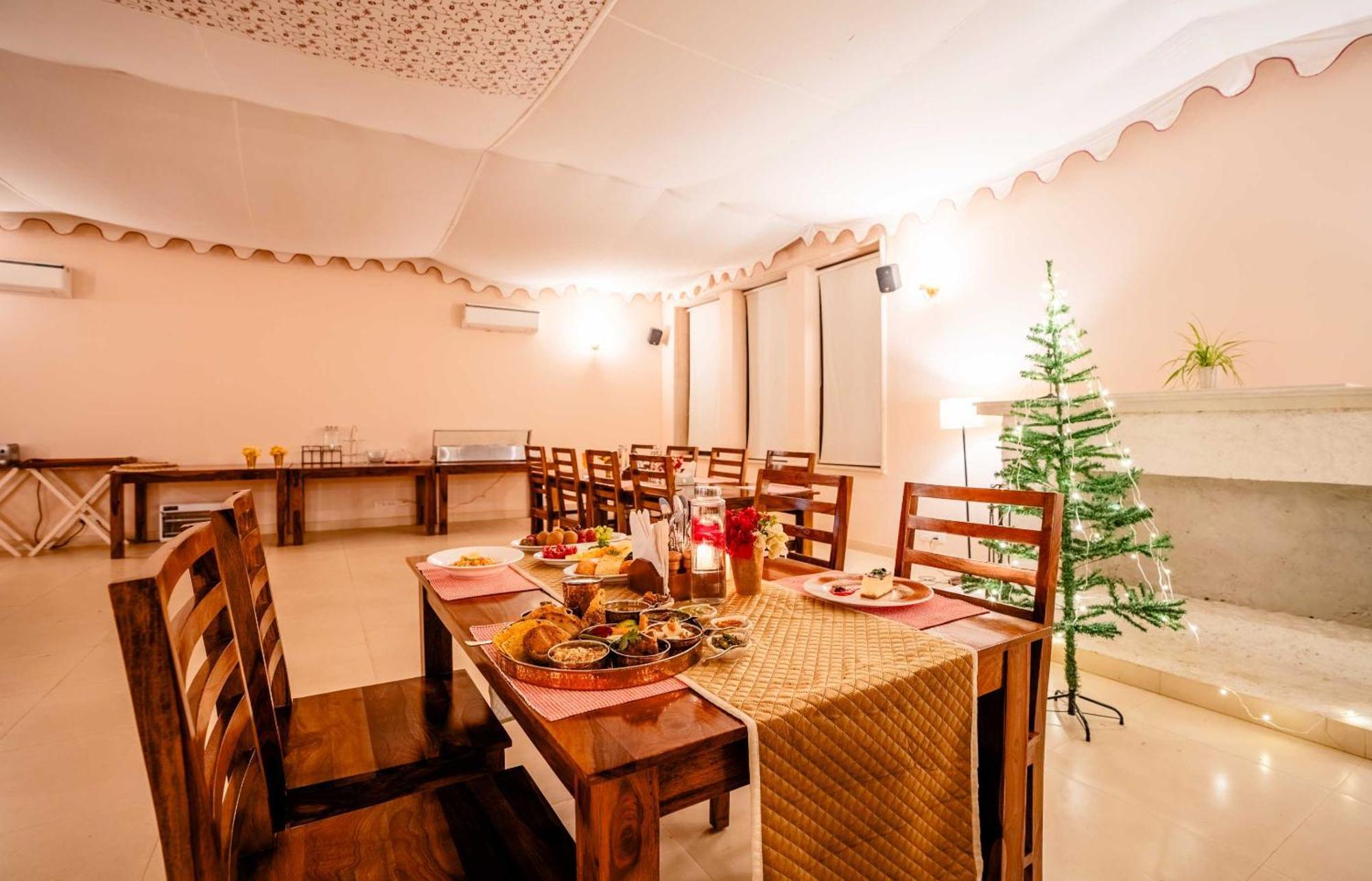 Guldaar Sariska - A Luxury Forest Resort Tehla Екстериор снимка